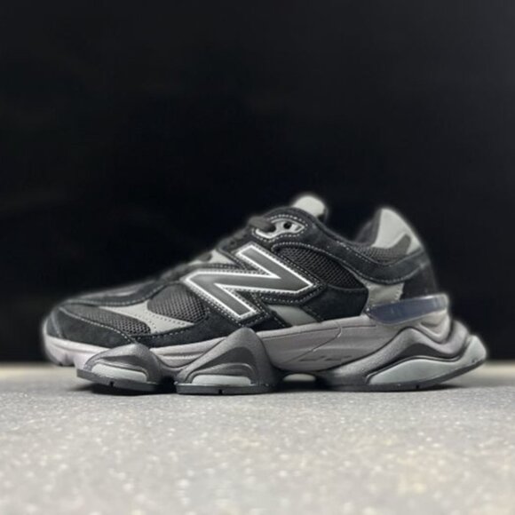 New Balance 9060 Series Grey & Black Running Shoes - Picture 6 of 6